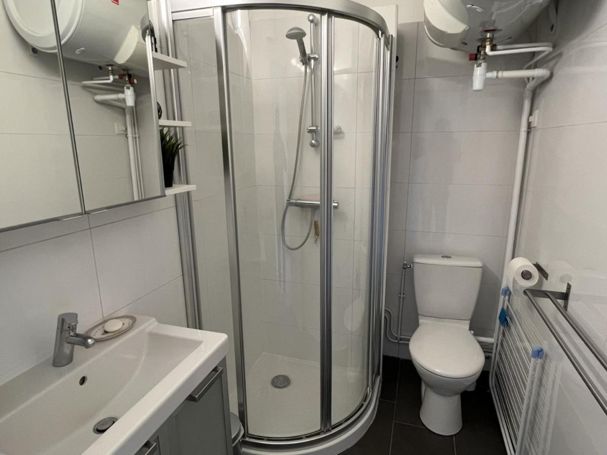 Studio En Centre-Ville De Cabourg Avec Balcon Et Parking - Fr-1-487-345 Exterior foto