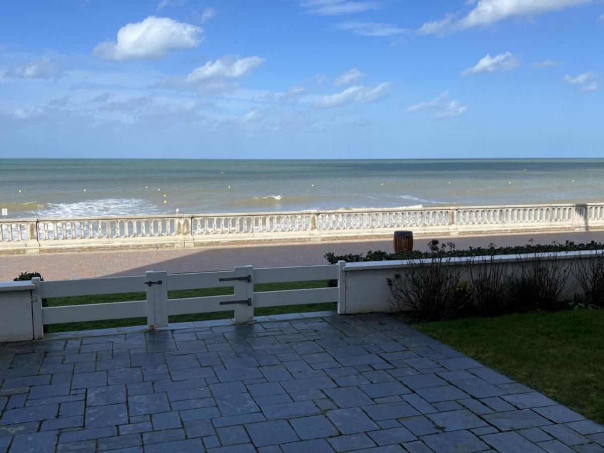 Studio En Centre-Ville De Cabourg Avec Balcon Et Parking - Fr-1-487-345 Exterior foto